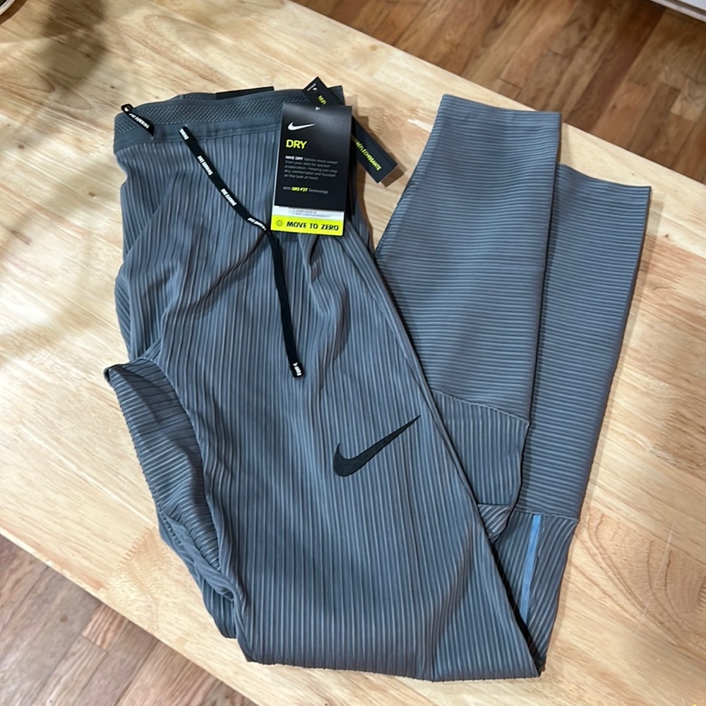 Nike Mens Dri-Fit Running Pant Legging NWT medium